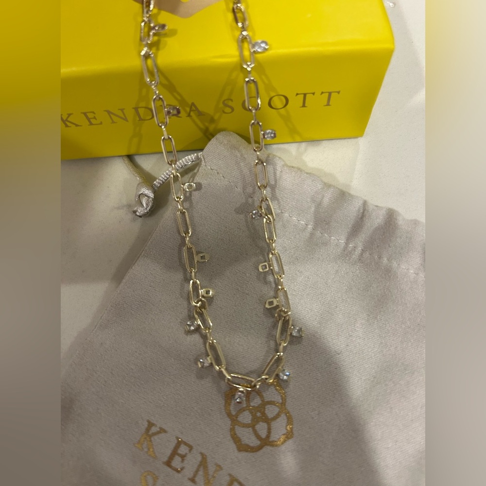 Kendra Scott Gold Chain Necklace perfect condition